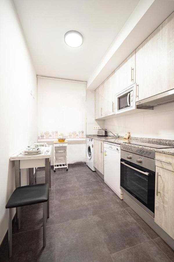 Poniente Paradise By Bebalmy Appartement *